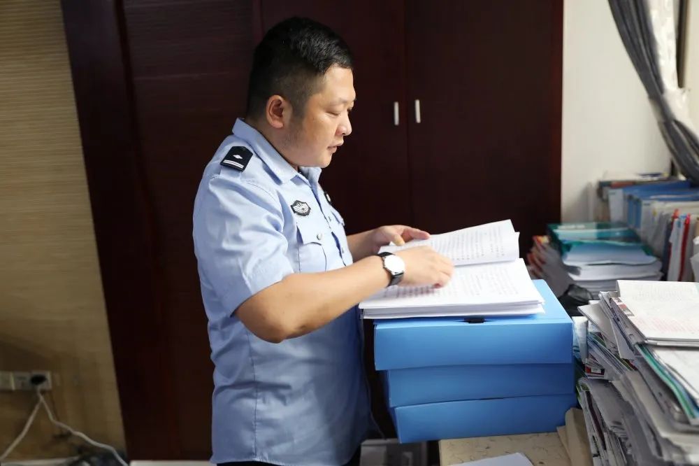 安仁|许建辉一行到安仁开展新时代县域警务专项督导