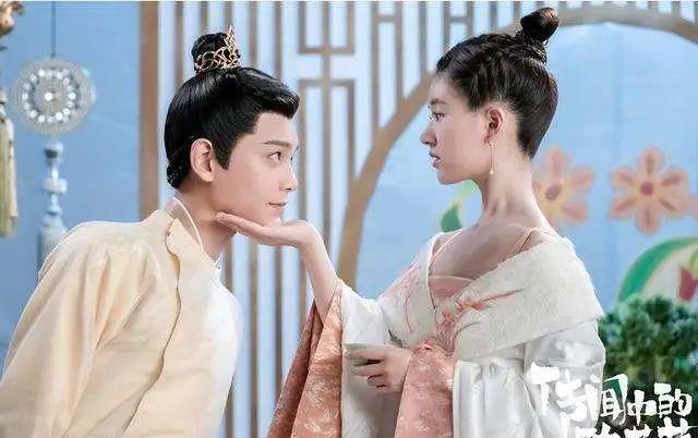 赵露思▲《陈芊芊》大火，却暴露出赵露思最大短板，其实于正早就暗示过她