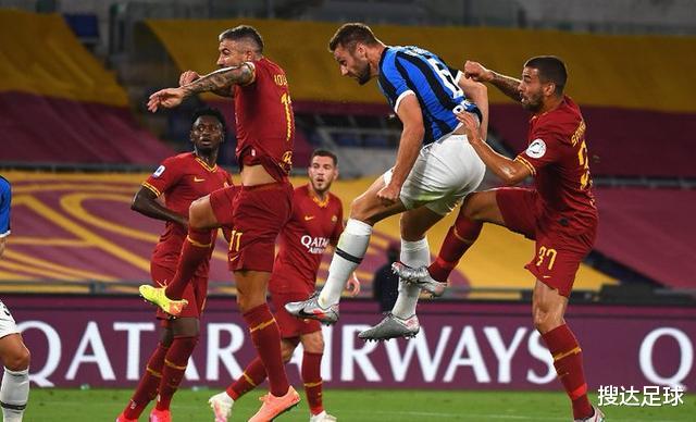 国际米兰|第88分钟绝平! 他们提前4轮进欧冠却笑不出来: 又为C罗和尤文送惊喜