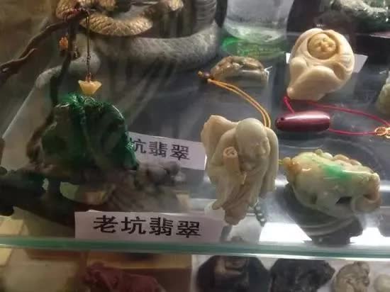 翡翠|出乎意料！歌神邓丽君生前竟收藏了这么多的翡翠珍宝