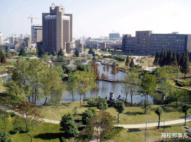 「中国科学技术大学」国内有名的“铁公鸡大学”，今年却反常态扩招，学生捡漏要抓紧了