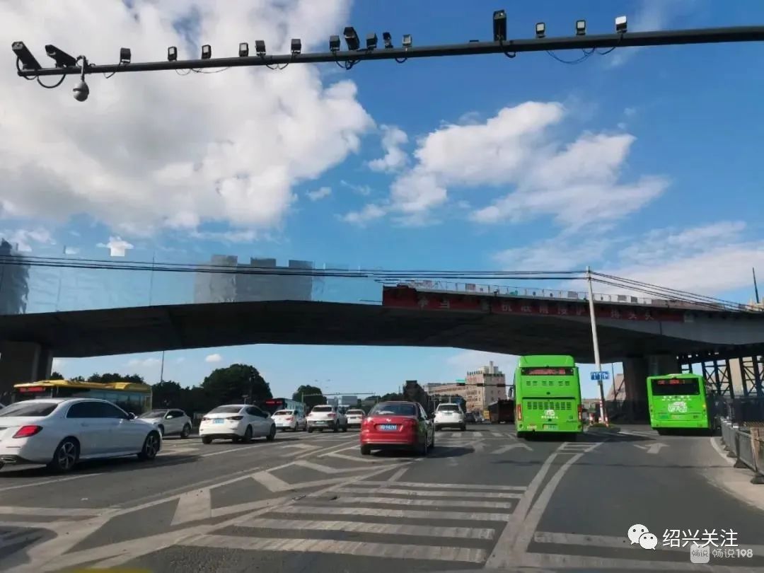 最爱大绍兴|绍兴这高架“新潮打扮”被网友狂喷！施工方回应来了...