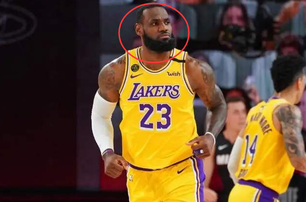 勒布朗·詹姆斯|詹姆斯为什么能创总决赛神迹？汤普森曝光老詹短信，这就是领袖