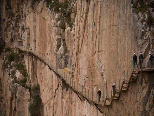 四川省|该景区因太危险被歇业14年，如今重新开放，游客去要签“生死状”