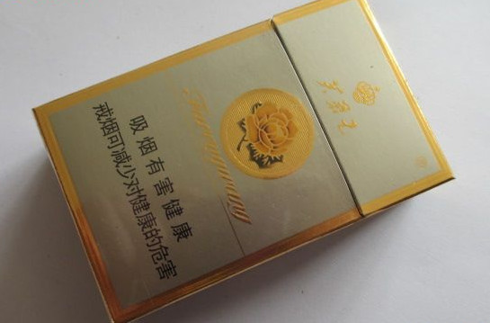 泡面|4款口感好的香烟，这款芙蓉王上榜，老烟民抽过吗？