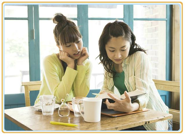 一只狗狗因失明对生活变得绝望，在它生命黑暗的时候，它出现了