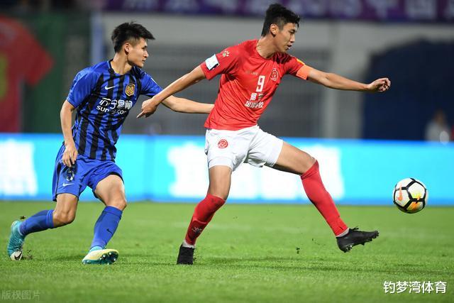 江苏苏宁|曾助两支中乙队成功冲甲,效力中超苏宁7年却只进1球,现又回中乙