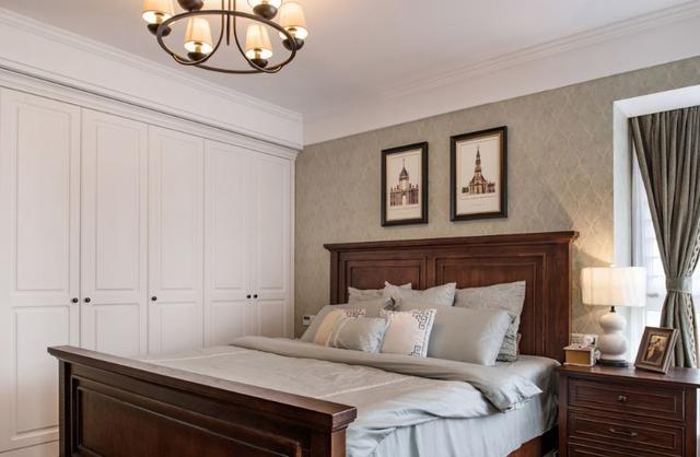 ##120平美式风，将餐厅上抬30公分，营造楼上楼下豪宅感，奢华极了