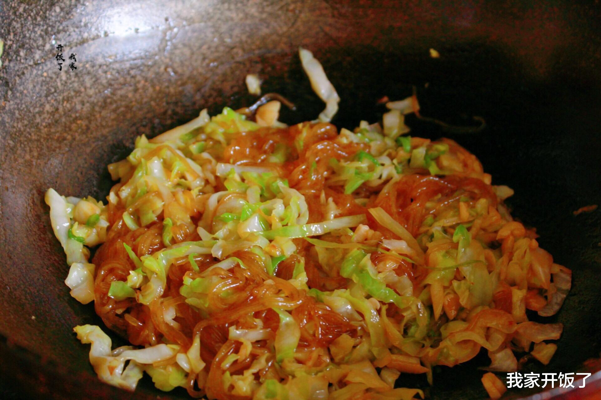 素菜■素菜做得好，果然比大鱼大肉还抢手，下饭一流，网友：一看就好吃