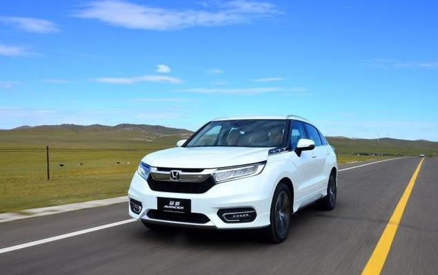 「大众汽车」开完本田冠道，再换到大众探岳上，车主：对比后差距一目了然！