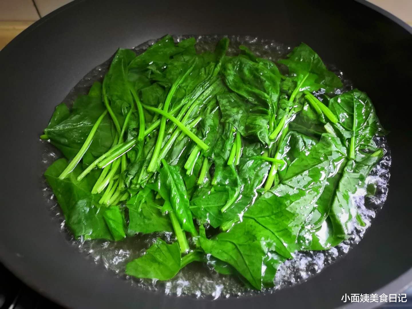 |这早餐成了儿子的最爱，连吃一周都不腻，蓬松宣软，易吸收好消化