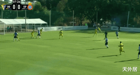 西班牙人|0-1！西班牙人新赛季惨遭2战不胜，踢不过西乙强队谈何冲甲？