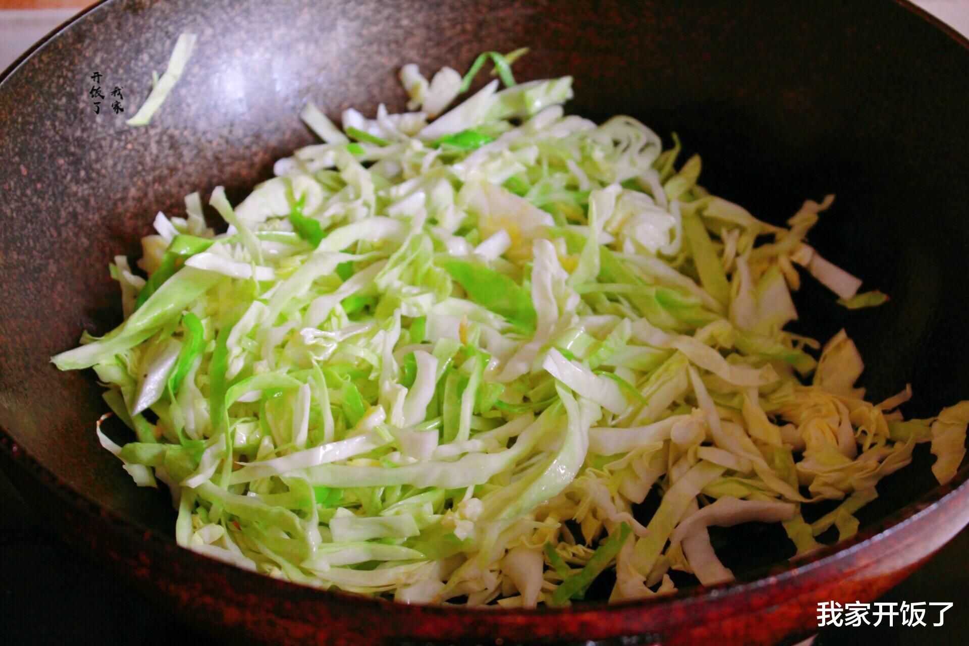 素菜■素菜做得好，果然比大鱼大肉还抢手，下饭一流，网友：一看就好吃