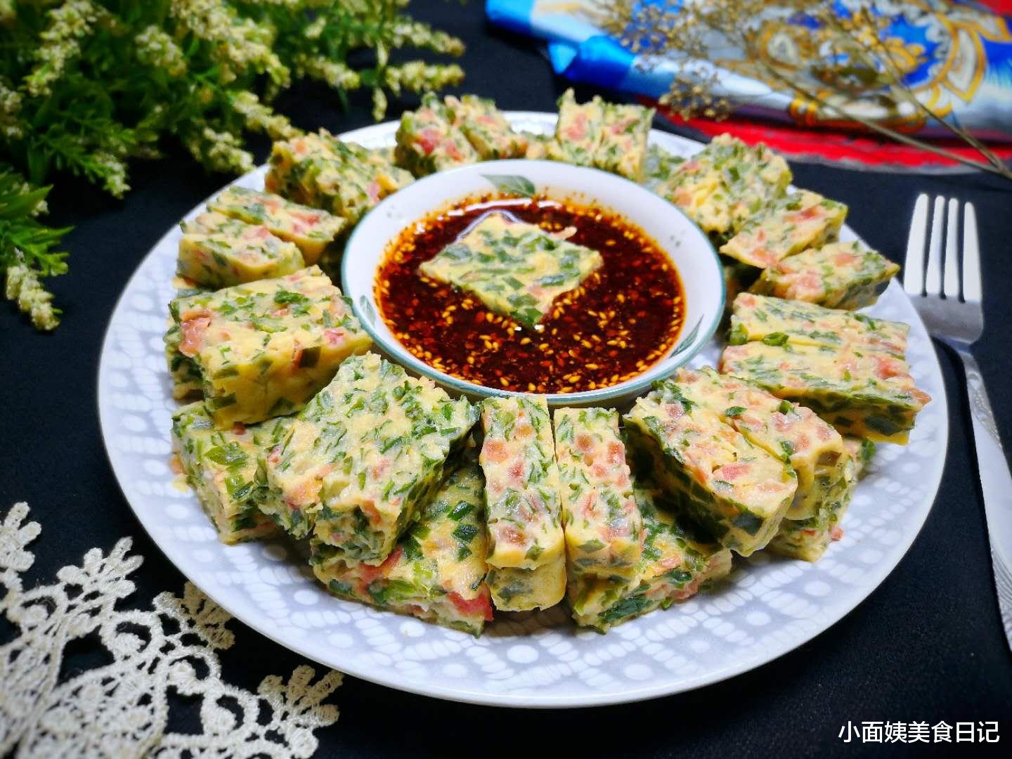 西红柿@最近西红柿加韭菜火了，很多人都没吃过，上锅一蒸，比吃肉还过瘾