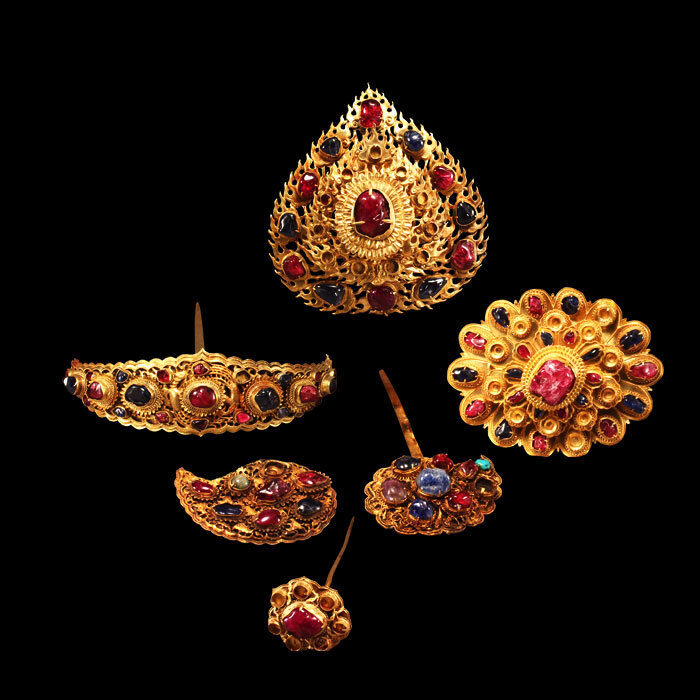 宝石|绝了——古墓出土的那些珠宝