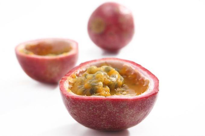 「疾病」百香果虽好，但也不能随便吃，很多人都不知道怎么吃？