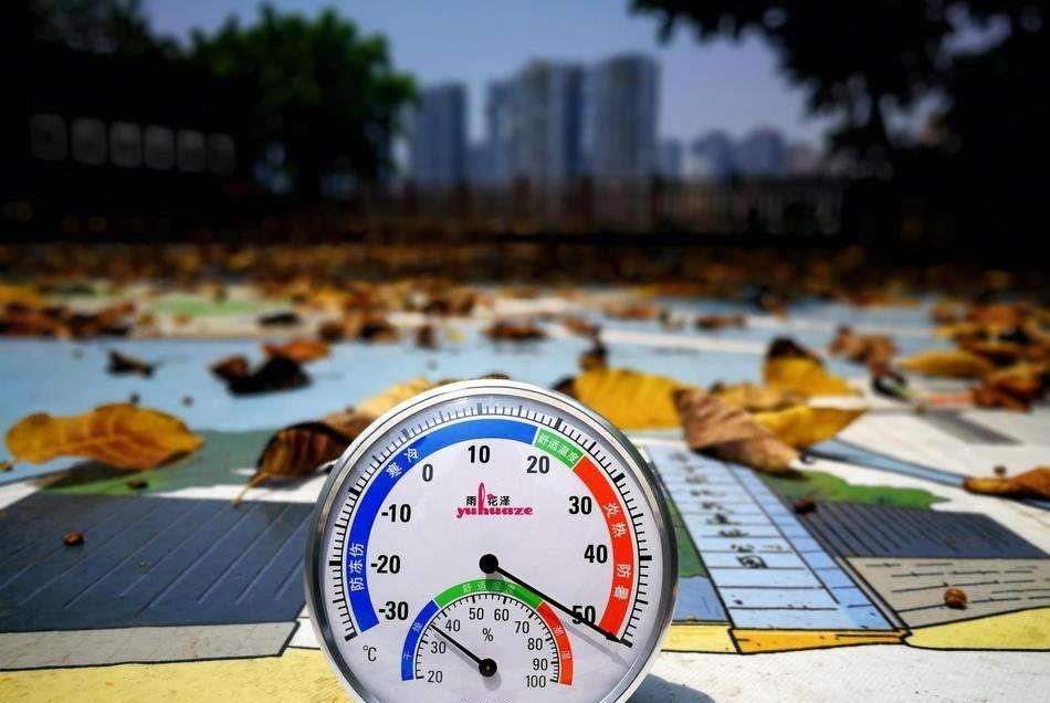『重庆』我国夏天最热的4个城市，北方仅有一个上榜，网友：给我钱都不去
