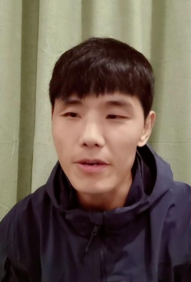 『死神方便』尴尬了!方便无意间竟拆台一龙,直播时坦言他也打不过53岁的泰森