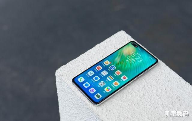 「iPhone SE」为什么懂手机的人会选择华为P40,而不是iPhone SE?