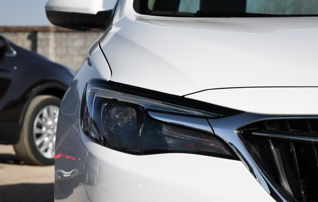 别克英朗|预算10万提辆新款别克英朗，用车1400公里后，车主憋了几句话要说