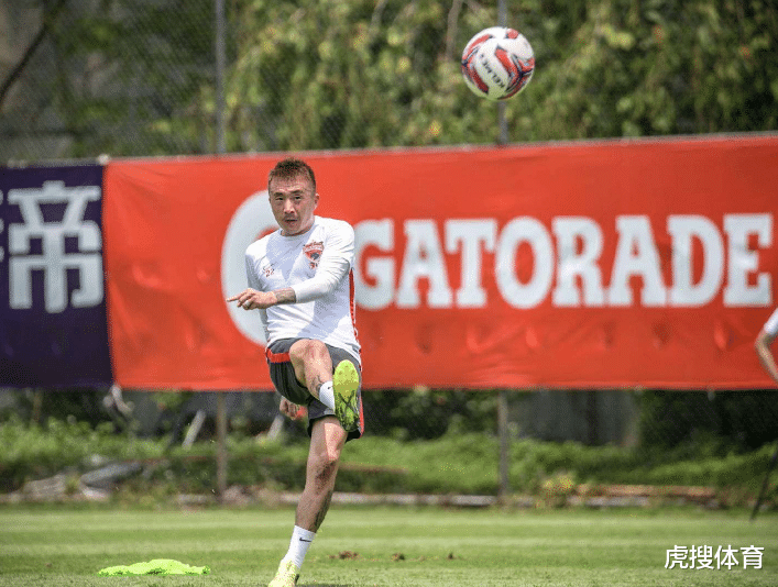 国足：深足若递补中超，除了郜林王永珀，还有3名新援值得期待！