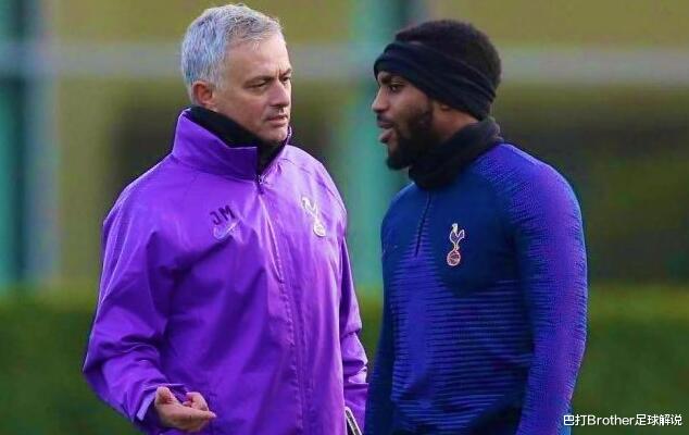 热刺|穆帅依旧头疼!热刺赛季未开2将已伤,号码公布1人已被彻底弃用