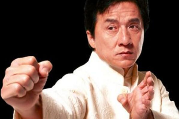 成龙■文投之夜上,成龙一口气曝出四部新片,这下不会剧荒了!