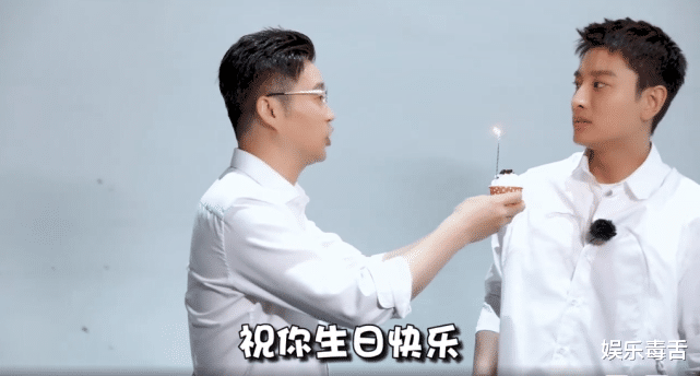 『贾云馨』甜馨画“全家福”为李小璐过母亲节，贾乃亮疑隔空送祝福