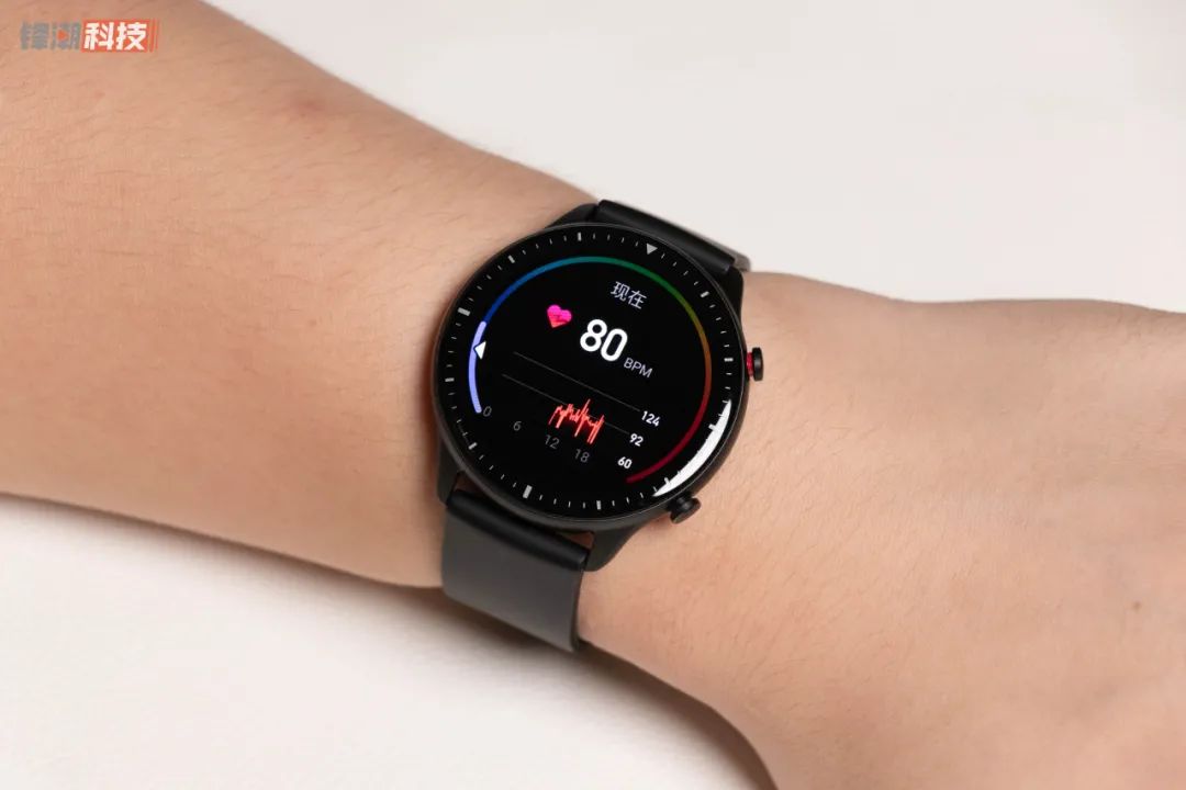 日产GT-R|智能手表也能无边界 3D 玻璃设计?我被惊到了