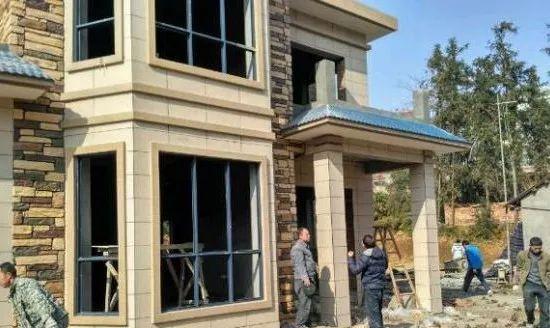 村民花20多万建了一栋别墅, 邻居天天来打听怎么做到的