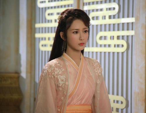 【电视剧】5月份电视剧演员榜出炉,杨紫垫底,热巴排名飙升,榜首实至名归