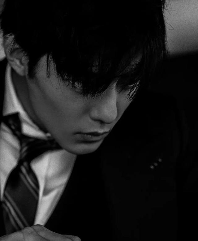 「肖战」拒绝失格网红参演抗疫剧？肖战被传进组《最美逆行者》遭到抵制