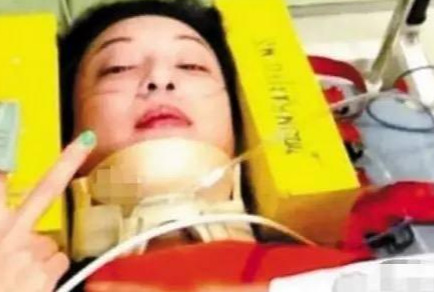 『郑希怡』乘风破浪的郑希怡：被英皇雪藏，26岁成全港笑柄，39岁再度翻红