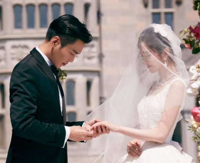 [张若昀]唐艺昕女儿出生，看到张若昀接女儿出院的方式，一看就是新手爸爸