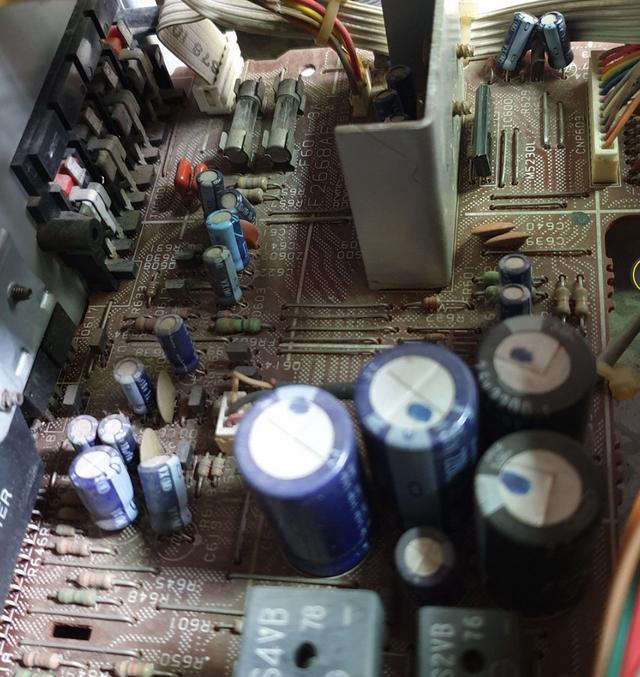 机器|九十年代的共轴双卡磁带机芯,一个仓放两磁带