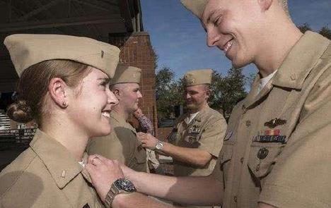 「」美国女兵为何怀孕率剧增?背后原因让人震惊,网友:太惨了