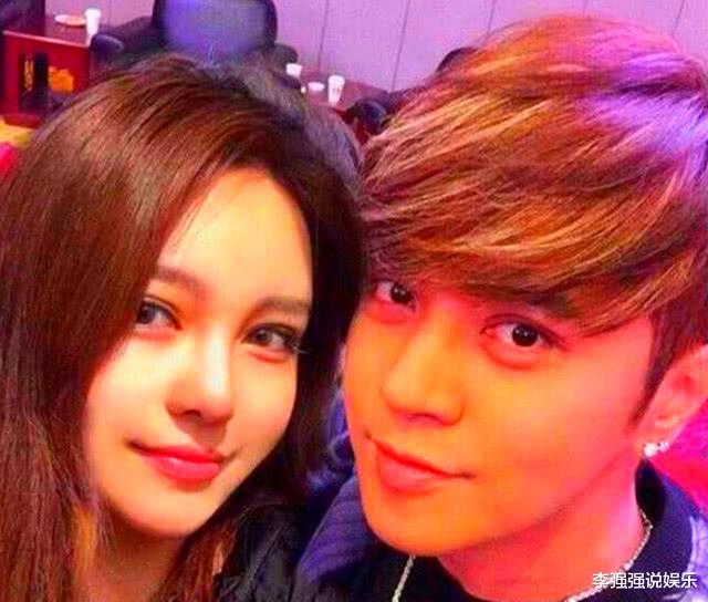 「罗志祥」周扬青果然没有骗人！当罗志祥穿上浴袍那一刻，网友：求放过我们女生！