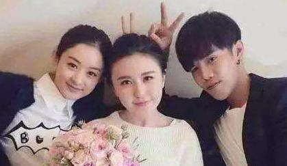 赵丽颖▲赵丽颖妈妈和婆婆近照曝光，风格迥然不同，网友：更喜欢妈妈
