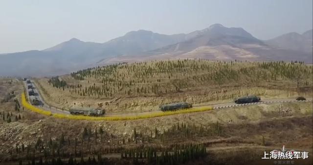 火箭军■敢打必胜！\东风快递\成群现身高原山地，第一时间亮明态度