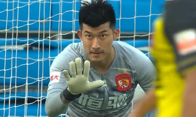 热刺|画风突变?恒大踢出浓浓意大利风味!更可怕的是卡纳瓦罗的低调