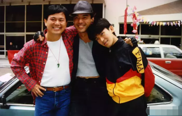 许冠杰|谭咏麟曾给他作陪，许冠杰是他手下败将，他却在当红时退出乐坛去演配角？