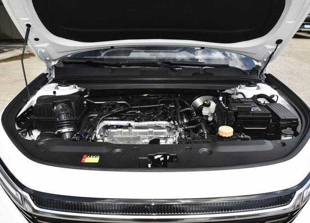 荣威|手头有5万能买到啥车？这两款车低调实力，性价比超值