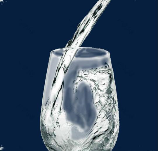 求职|面试官：6位领导，你只有5杯水，怎么分配？小伙机智回答被录用