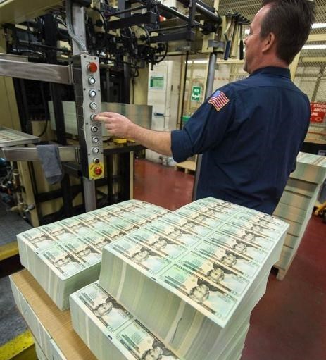 支付宝|马云笑了！世界最大印钞厂“破产倒闭”，无现金时代真的来了吗？