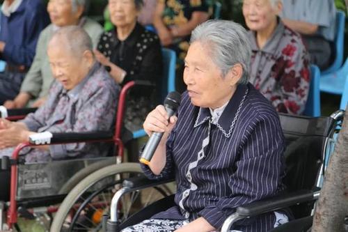长寿|106岁长寿老人，“血管年龄”仅50岁！直言：常做3事，不怕血管堵