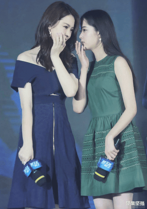 欧阳娜娜|“妇女胯”和“少女胯”区别在哪？看到欧阳娜娜和戚薇同框，你就知道了！