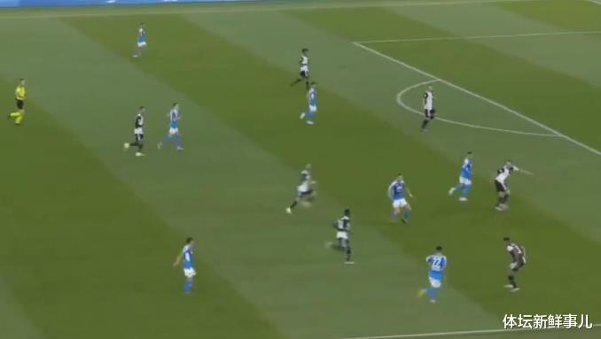 「尤文图斯」尤文图斯2-4丟冠后官博遭爆破:没人配合C罗!排队给布冯道歉,萨里滚蛋