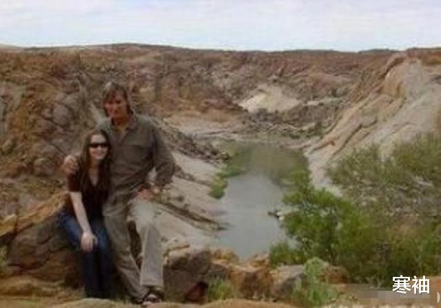 #毒蛇#“世界蛇王”：他创下与蛇群接触最长纪录，幼年自曝毒蛇让我兴奋