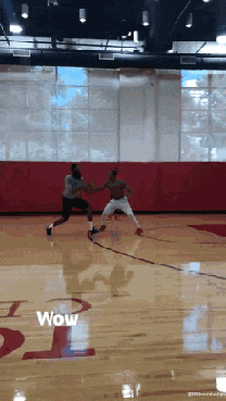 安东尼@安东尼亲自试训接班人,结果安东尼被打爆了