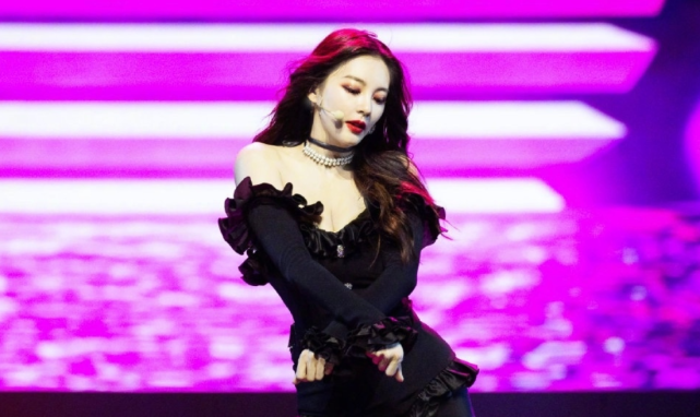 修图|明星修图有多强？看到《浪姐》精修图前后对比，王智张雨绮太狠！